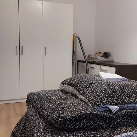 Apartman Z Ogrodkiem *