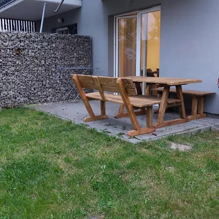 Z Ogrodkiem Lägenhet